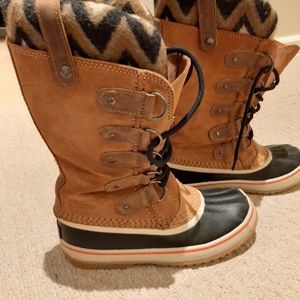 Sorel size 6 worn once